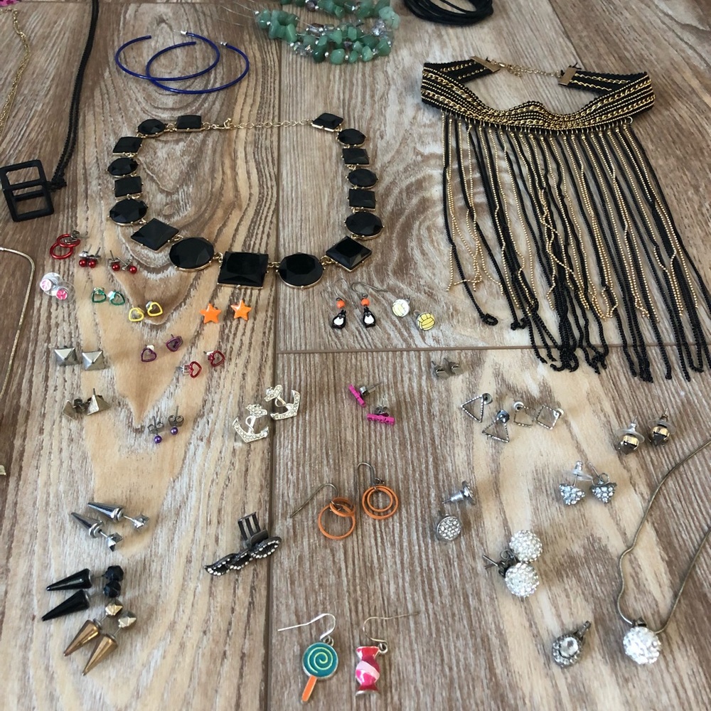 Jewelry Grab Bundle! Earrings, Necklaces, Etc